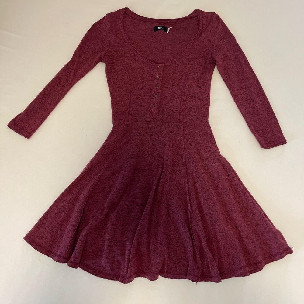 LAST CHANCE Urban Outfitters Midi Dress